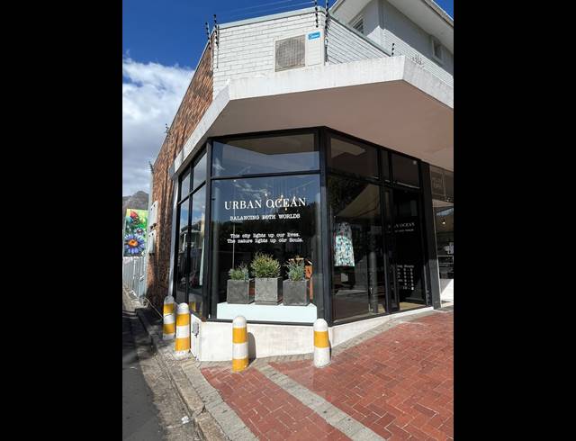 Business property to rent in GARDENS